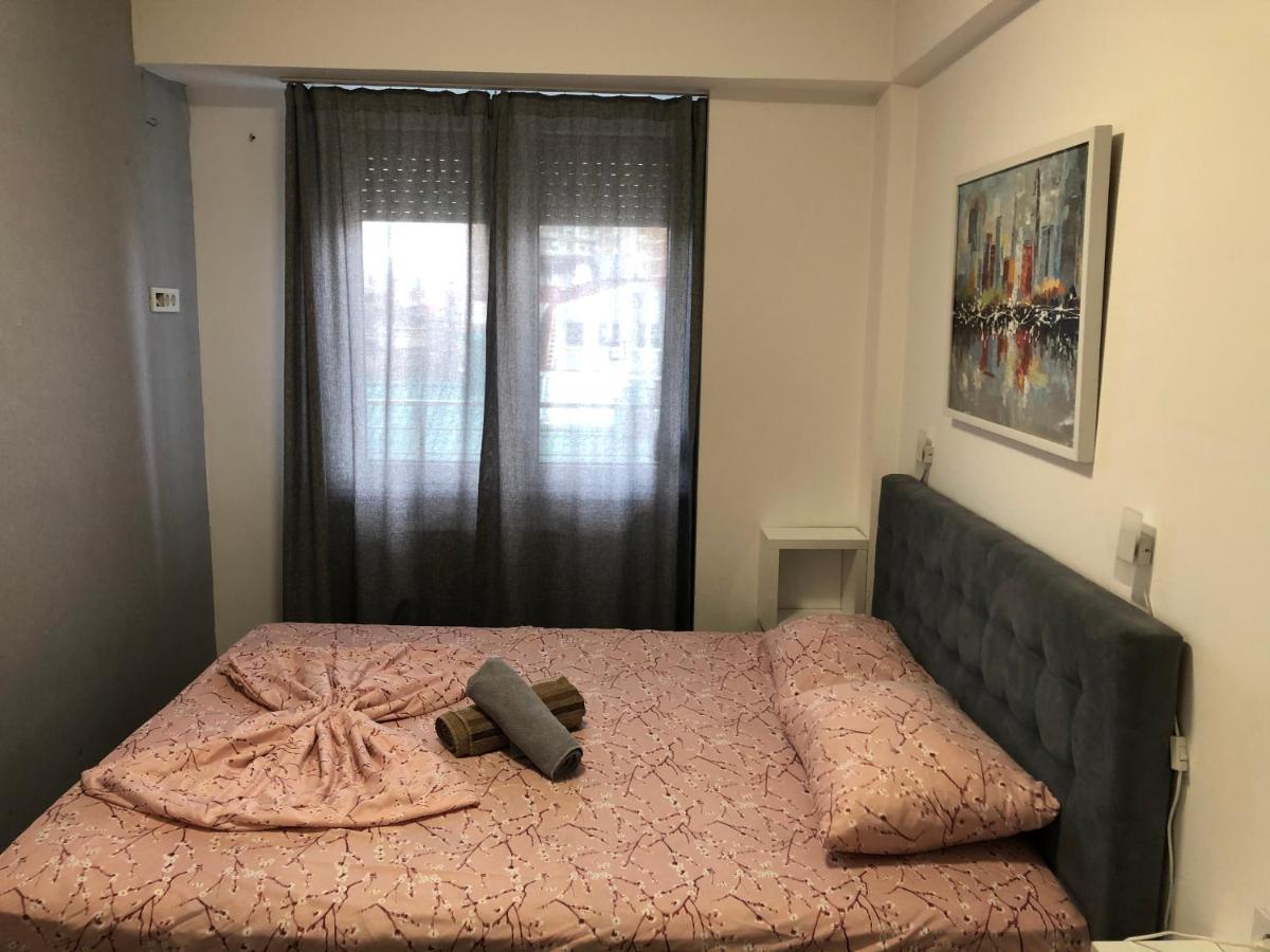 Cozy Apartment In The City Center Skopje Esterno foto
